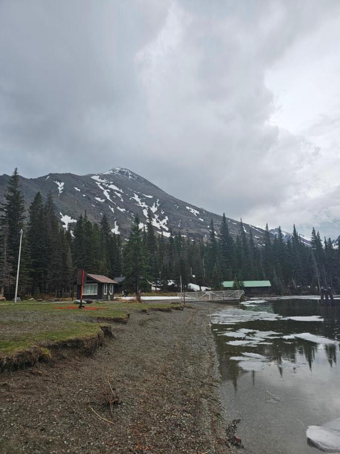 East Glacier Motel & Cabins East Glacier Park Village Exterior photo
